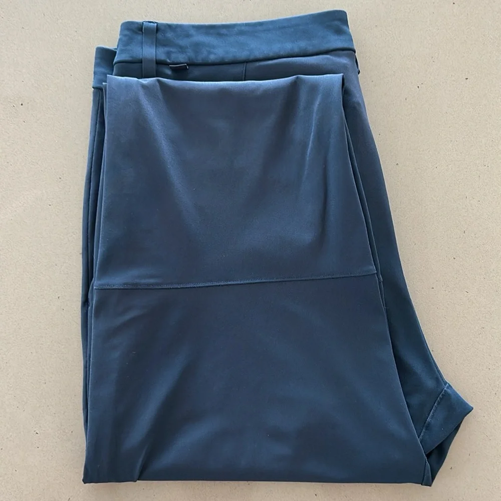 Lululemon Commission Slim-Fit Pant in True Navy | Size 34 - Picture 3 of 12